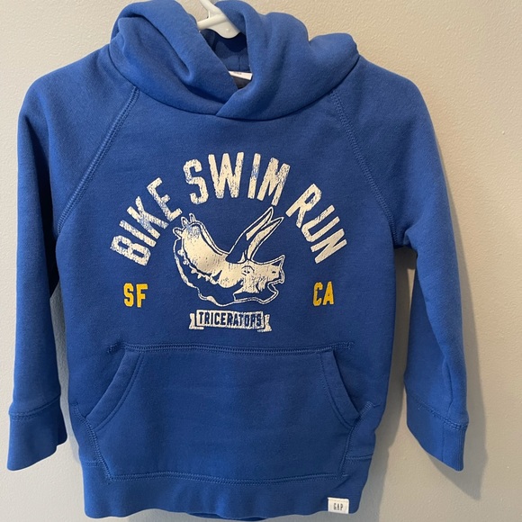 3 sweaters - Picture 2 of 16